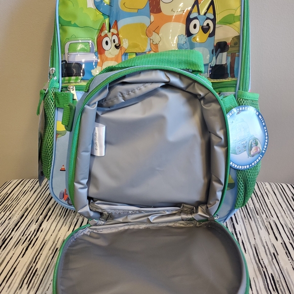 Bluey 2 Piece Backpack Set with Detachable Insulated Lunch Bag - Picture 6 of 11